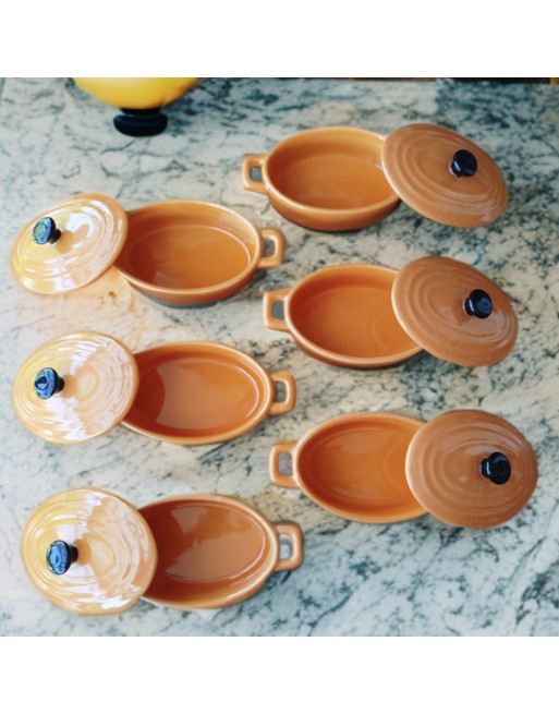 Lot de 6 mini cocottes en céramique orange Lot de 6 mini cocottes en céramique orange