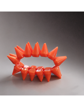 Bracelet en plastique à pics oranges