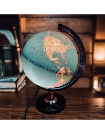 Globe terrestre lumineux (entre 1990 et 1992)