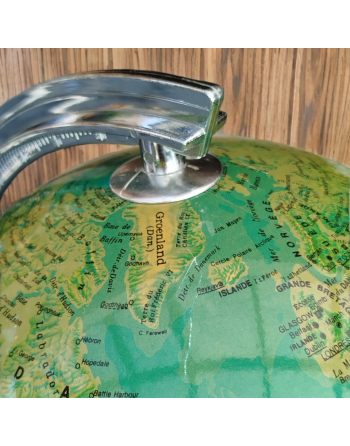 Globe terrestre lumineux (entre 1990 et 1992)