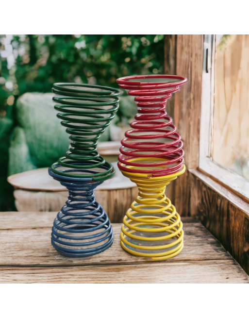 Set de 4 coquetiers en métal ressort – couleurs pop Set de 4 coquetiers en métal ressort – couleurs pop