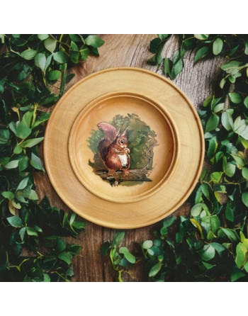 Assiette en bois, décor peint à la main - écureuil ou oiseau