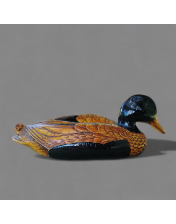 Grand canard en bois massif sculpté et peint à la main - années 70