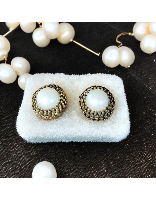 Boucles d’oreilles clips vintage style Myriam Haskell – Glands couleur bronze et perles synthétiques