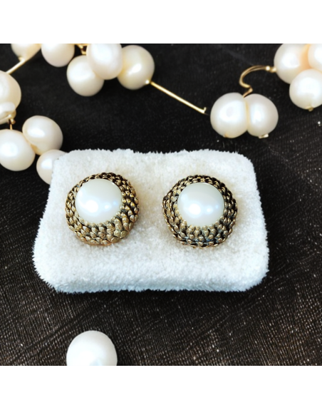 Boucles d’oreilles clips vintage style Myriam Haskell – Glands couleur bronze et perles synthétiques