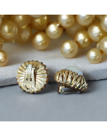 Boucles d’oreilles clips vintage style Myriam Haskell – Glands couleur bronze et perles synthétiques