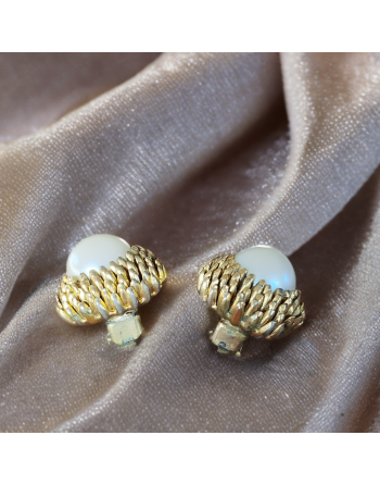 Boucles d’oreilles clips vintage style Myriam Haskell – Glands couleur bronze et perles synthétiques