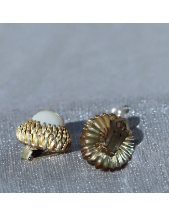 Boucles d’oreilles clips vintage style Myriam Haskell – Glands couleur bronze et perles synthétiques