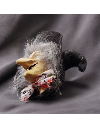 Tête de sorcière à suspendre en céramique peinte à la main et chapeau en feutrine