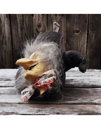 Tête de sorcière à suspendre en céramique peinte à la main et chapeau en feutrine