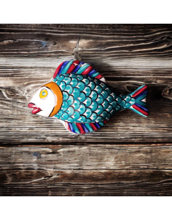 Poisson en céramique colorée à suspendre