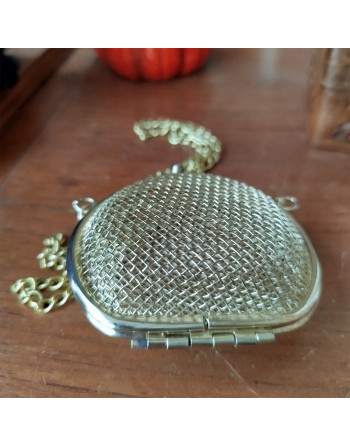 Petit porte-monnaie collier en mailles de métal doré, fermeture baiser vintage